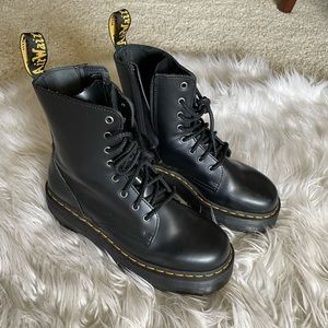 Jaden Platform Dr. Marten Boots